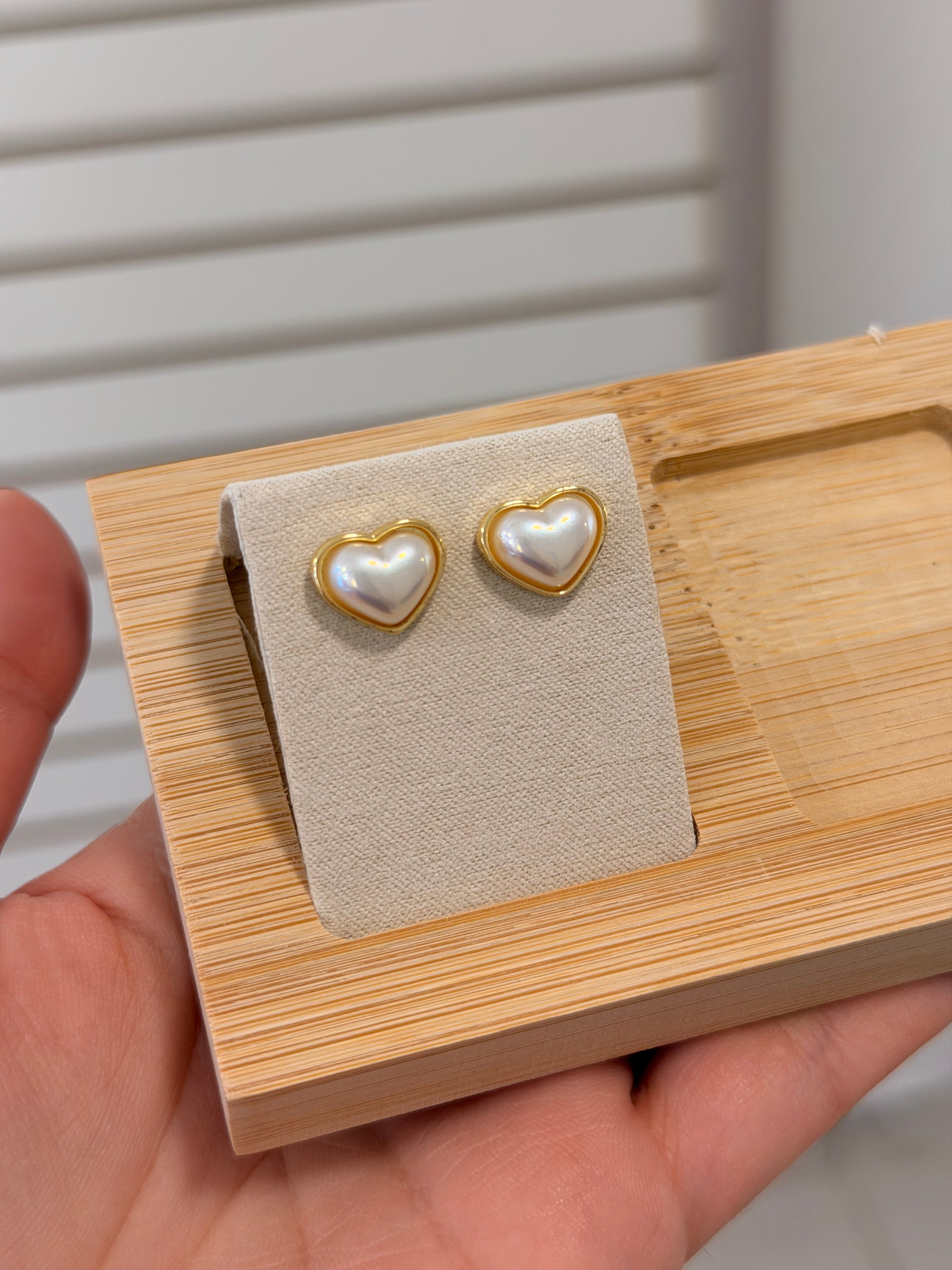 Topo corazón perla