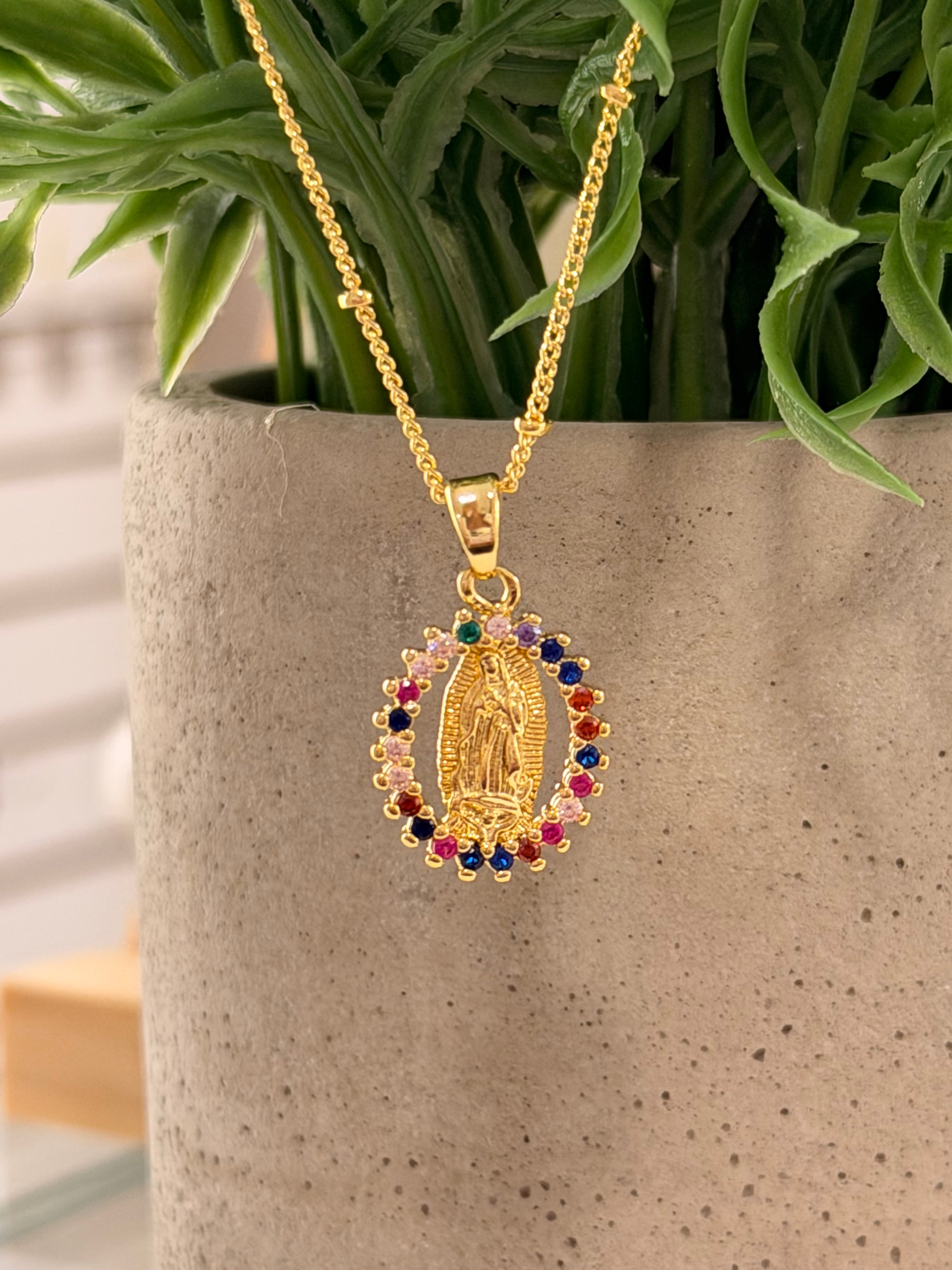 Cadena virgen Guadalupe colores grande