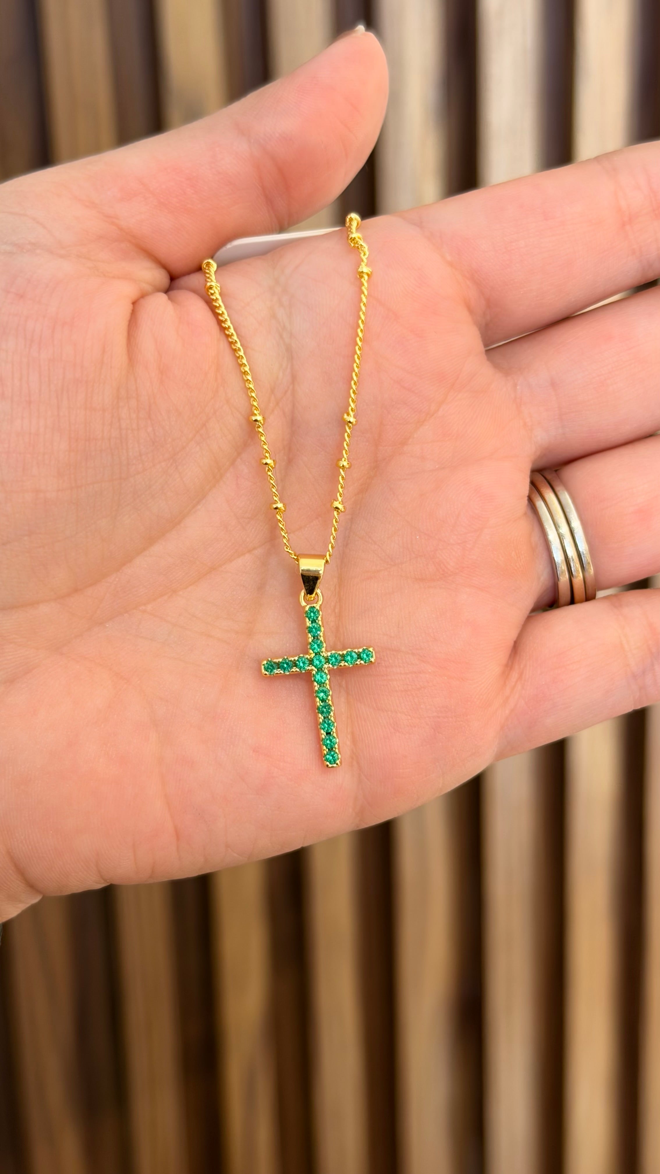 Cadena deluxe cruz verde