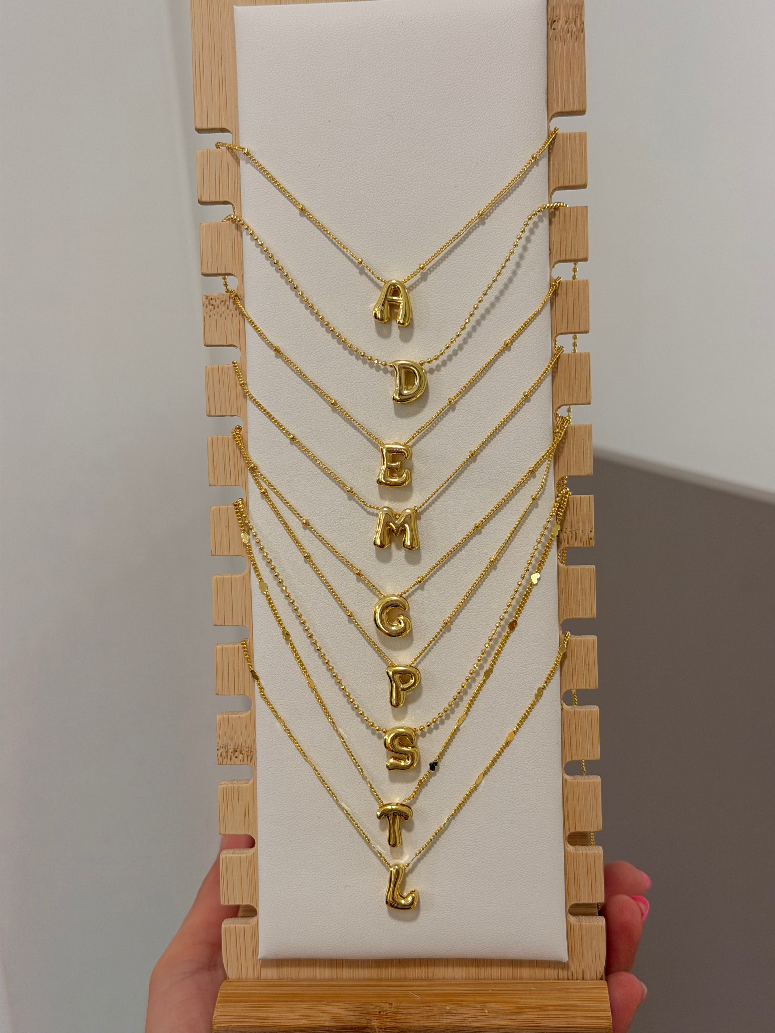 Cadena letras (elige la tuya )