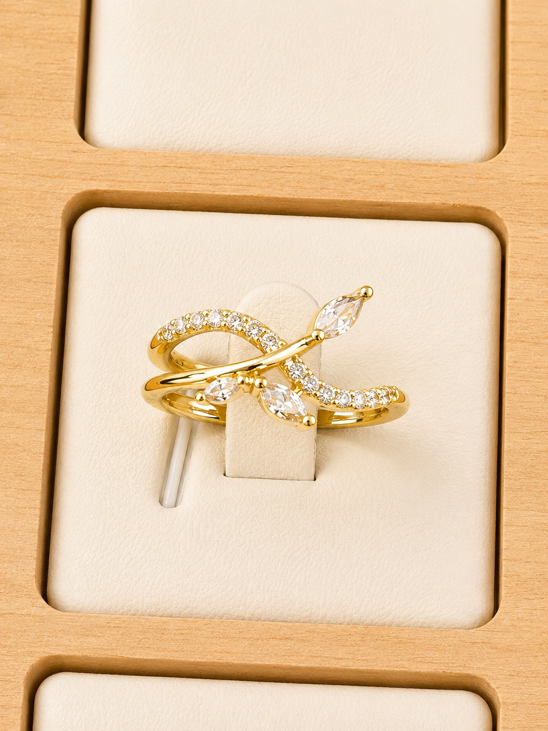 Anillo doble rama blanca